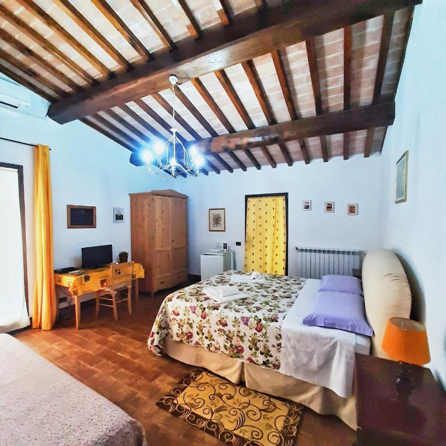 B&B Il Fienile San Gimignano Buitenkant foto