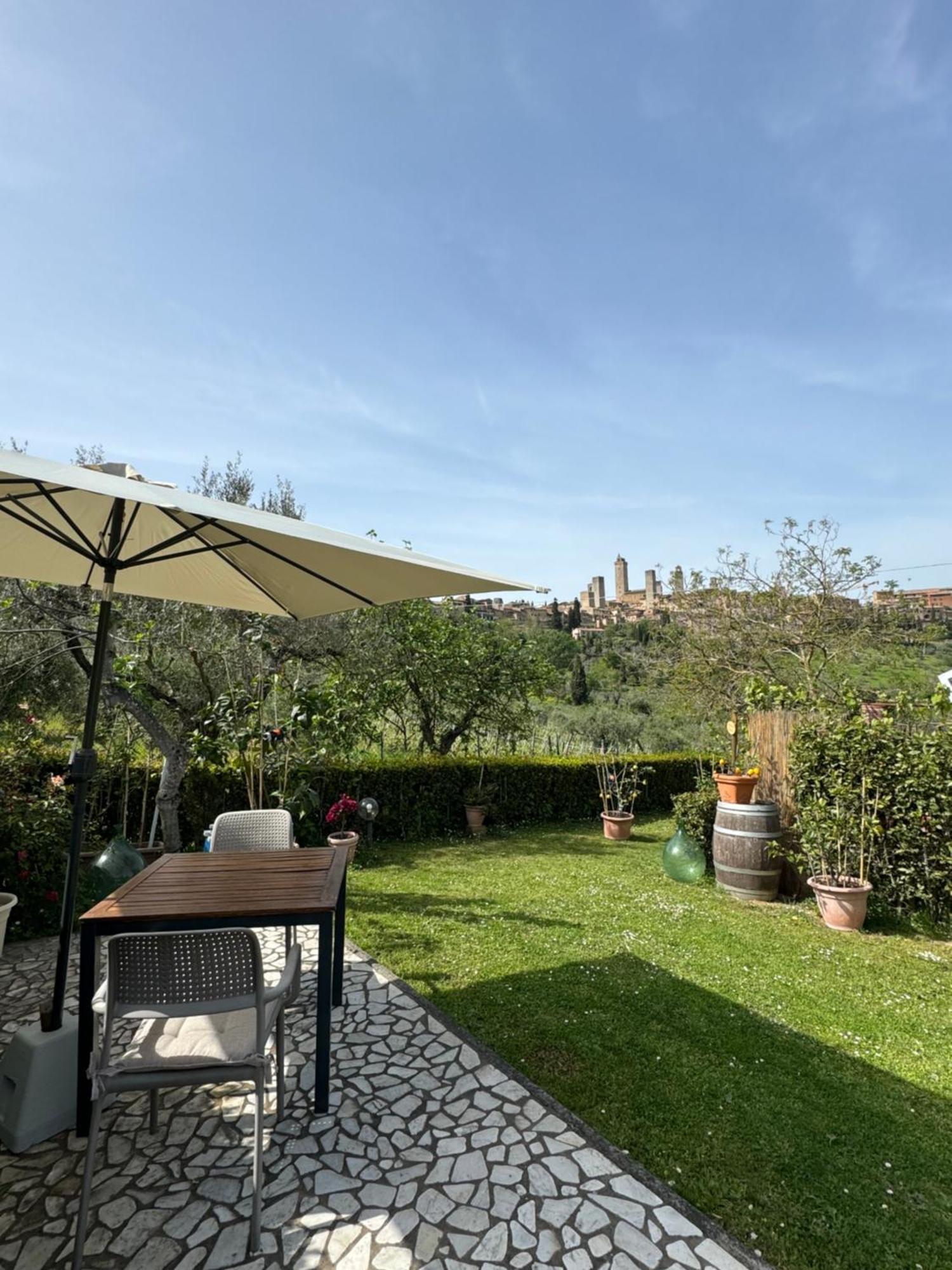 B&B Il Fienile San Gimignano Buitenkant foto