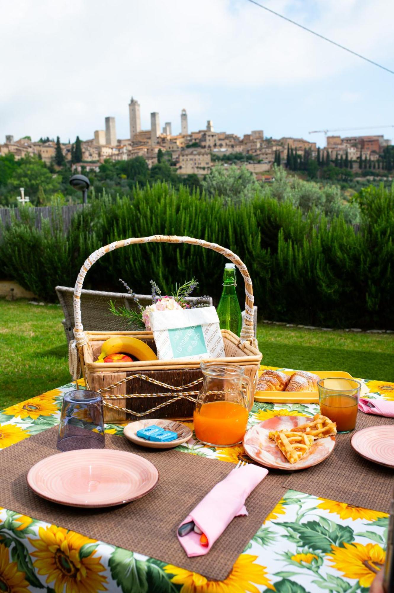 B&B Il Fienile San Gimignano Buitenkant foto