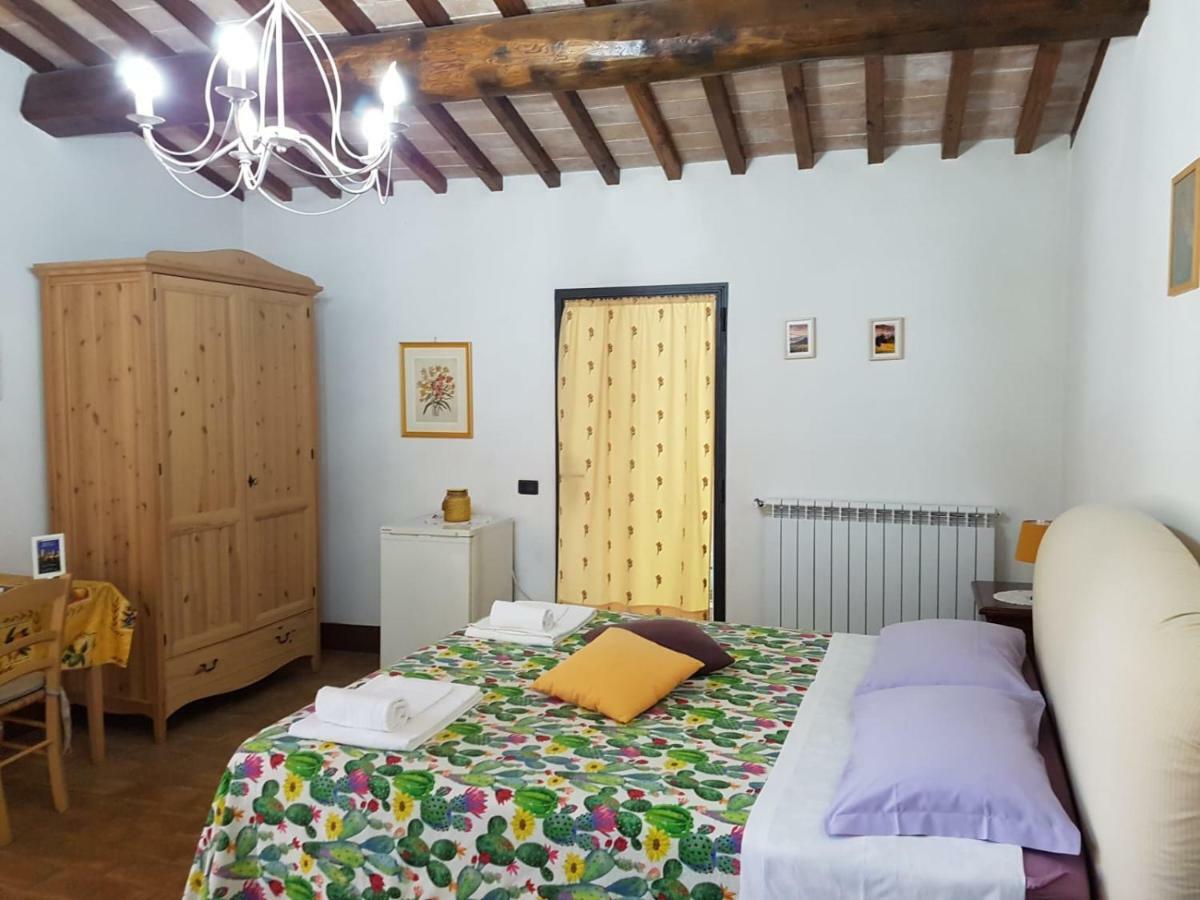 B&B Il Fienile San Gimignano Buitenkant foto